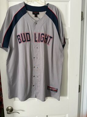 Men’s Grey Baseball Jersey Shirt